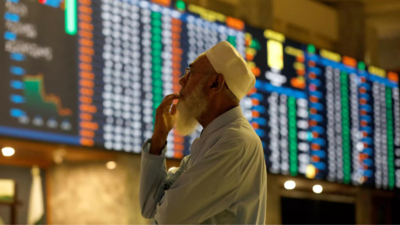 Pakistan's benchmark share index breaches 71,000, hits record high