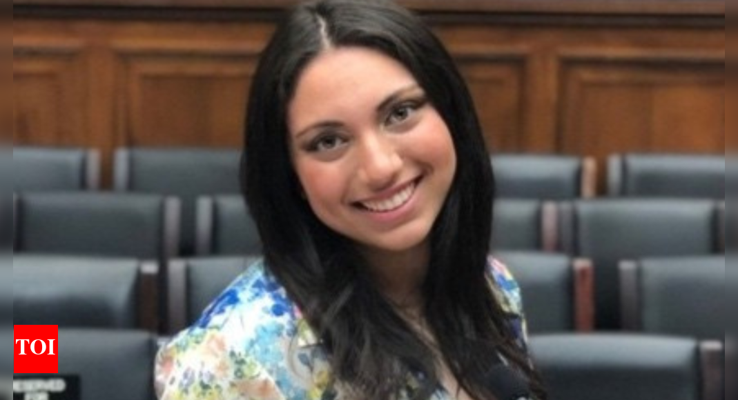 Jewish Yale student stabbed in eye with Palestine flag during anti-Israel protest reporting - Vimarsana News