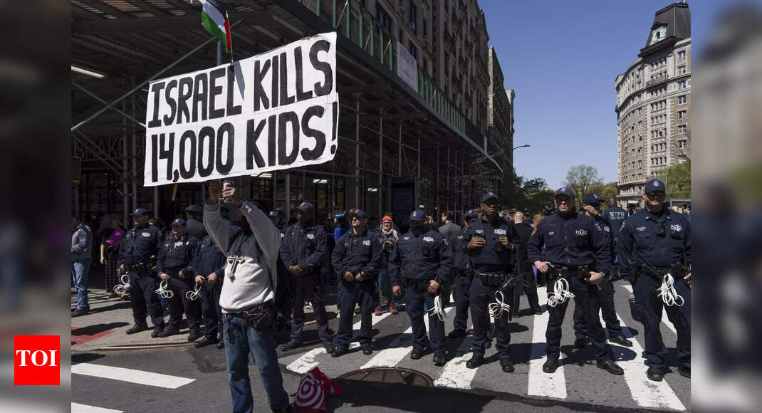 Tensions flare at US universities over pro-Palestinian protests: Many arrested, Columbia moves classes online - Vimarsana News