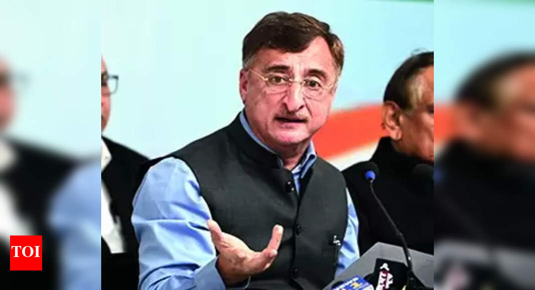 This poll a battle to save Constitution: Vivek Tankha | Indore News ...