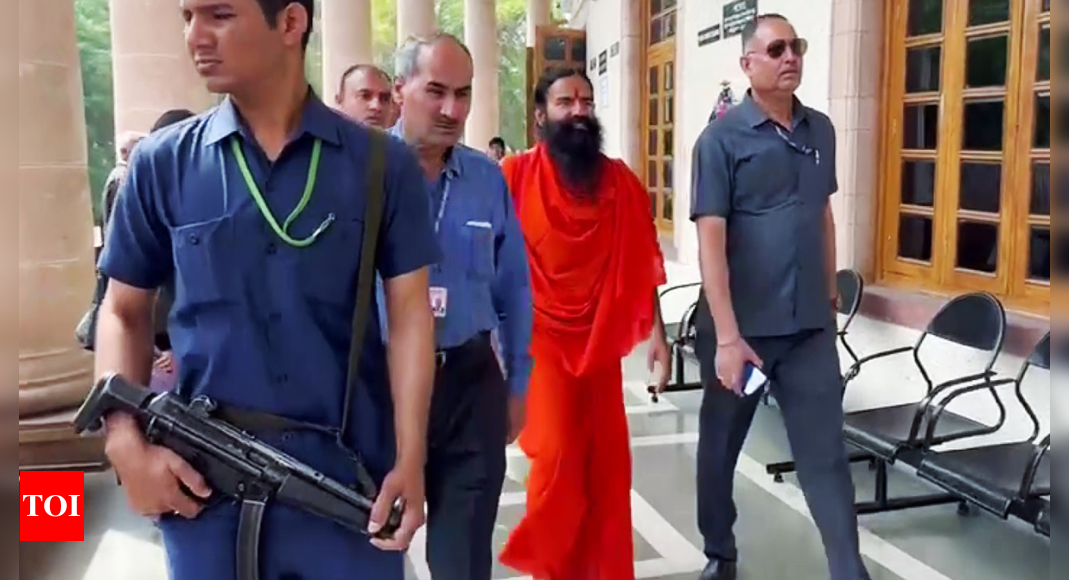 Supreme Court says Patanjali apology in newspapers should be same size as its advertisements - The Times of India