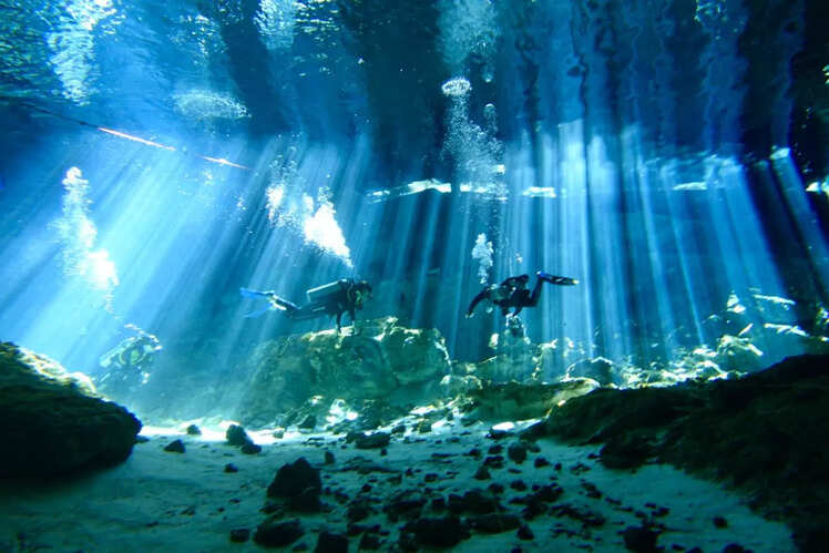Dos Ojos, Mexico