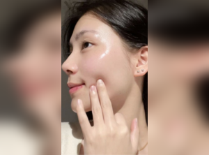 
Try these Korean products to achieve flawless glass skin
