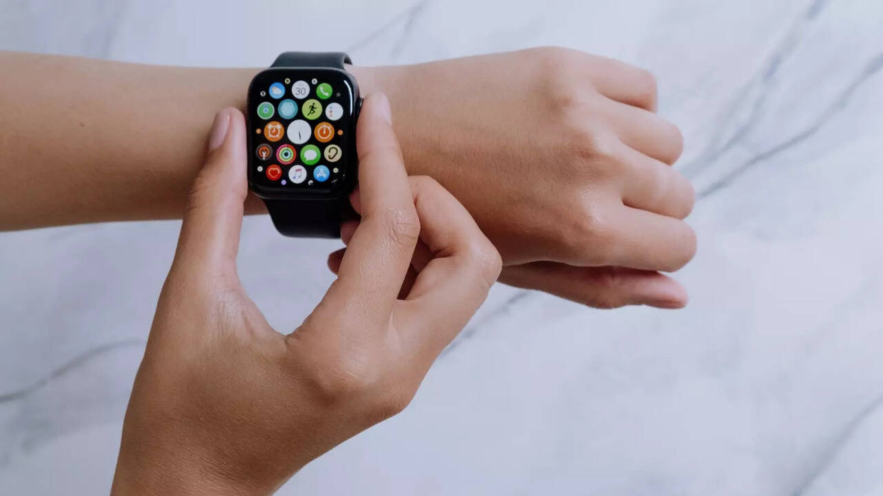 Apple Watch Saves Cyclist's Life After Brutal Crash - Fall Detection to ...