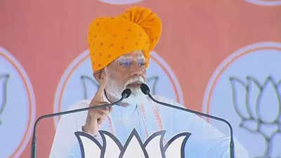 Congress tried to snatch rights of SC/ST/OBCs: PM Modi
