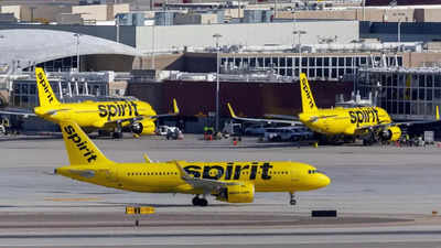 Mid-flight incident: Mysterious liquid leaks from Spirit Airlines bathroom, passengers shocked