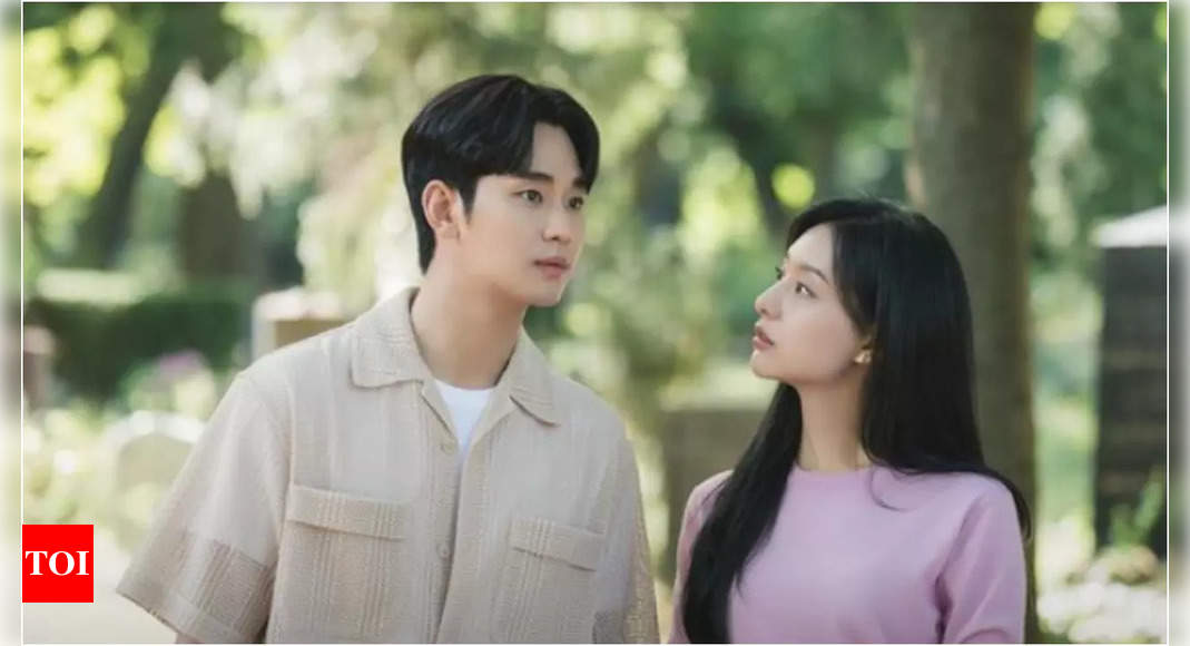 Kim Soo Hyun and Kim Ji Won starrer ‘Queen of Tears’ extends runtime for final two episodes | – Times of India