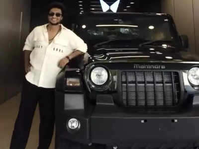 Bigg Boss Tamil fame Mani Chandra welcomes home a brand new car; see pic
