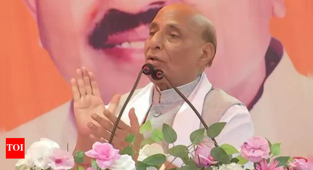 'People will forget SP after 5-10 years; Congress after 2024 elections': Rajnath Singh | India News - Vimarsana News