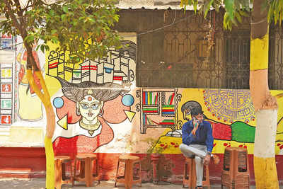#Mycitymyart: Kolkata comes alive with art