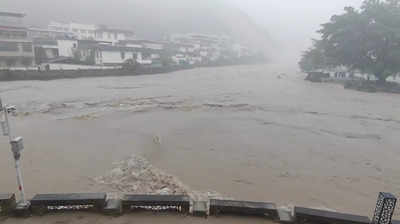 China evacuates entire town as record rains, winds lash its south