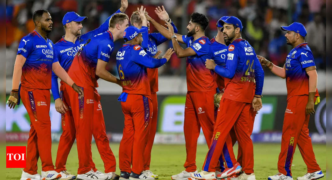 RCB vs SRH IPL Live Score: Rampant Sunrisers Hyderabad eye another run-fest against bottom-placed Royal Challengers Bengaluru  – The Times of India