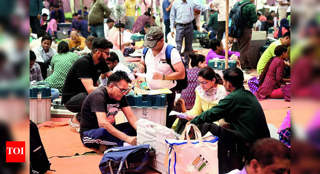 Polling Booths: Security Web-cast On 50% Booths As Ncr Votes Today | Noida News - Vimarsana News