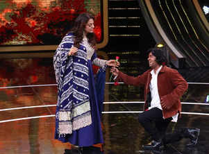 Madness Machayenge: Gaurav takes Juhi by surprise