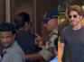 SRK gets spotted at airport, netizens react