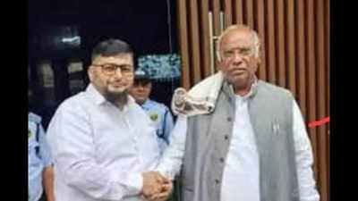 Muslim leaders upset as no Muslim candidate from the Congress in Maharashtra