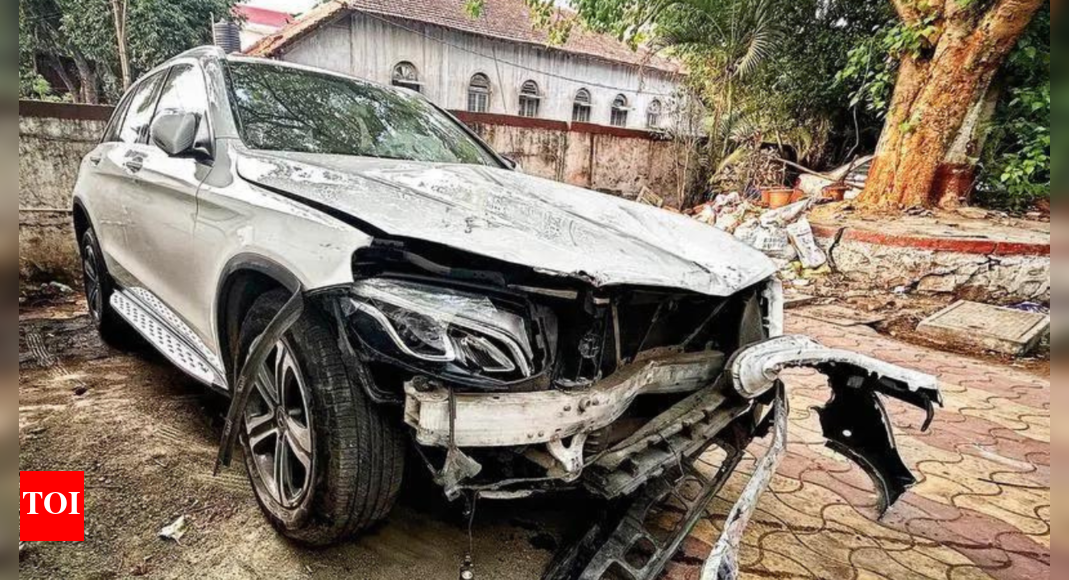 3 Indian women die in US as SUV flung into air, falls on trees - Times ...