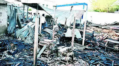 Fire engulfs furniture making unit in Erode, loss pegged at ₹10 lakh