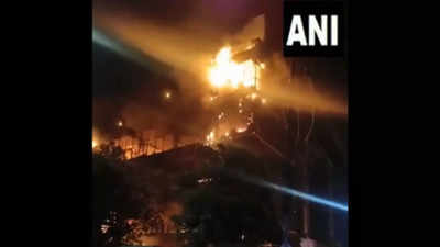 Fire breaks out at building in Noida Sector 65