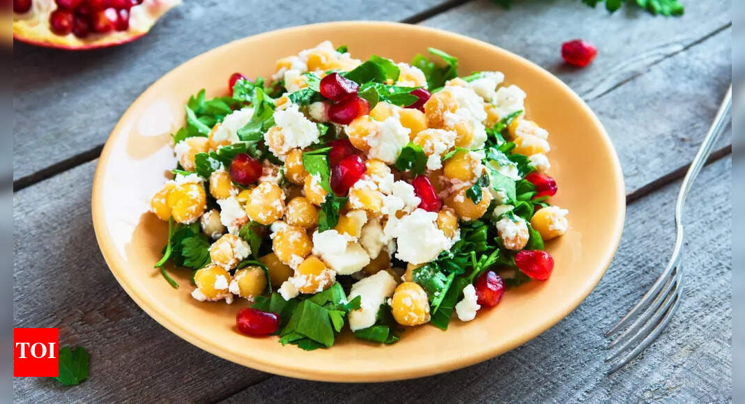 6 mouth-watering salad recipes for weight loss | - Vimarsana News