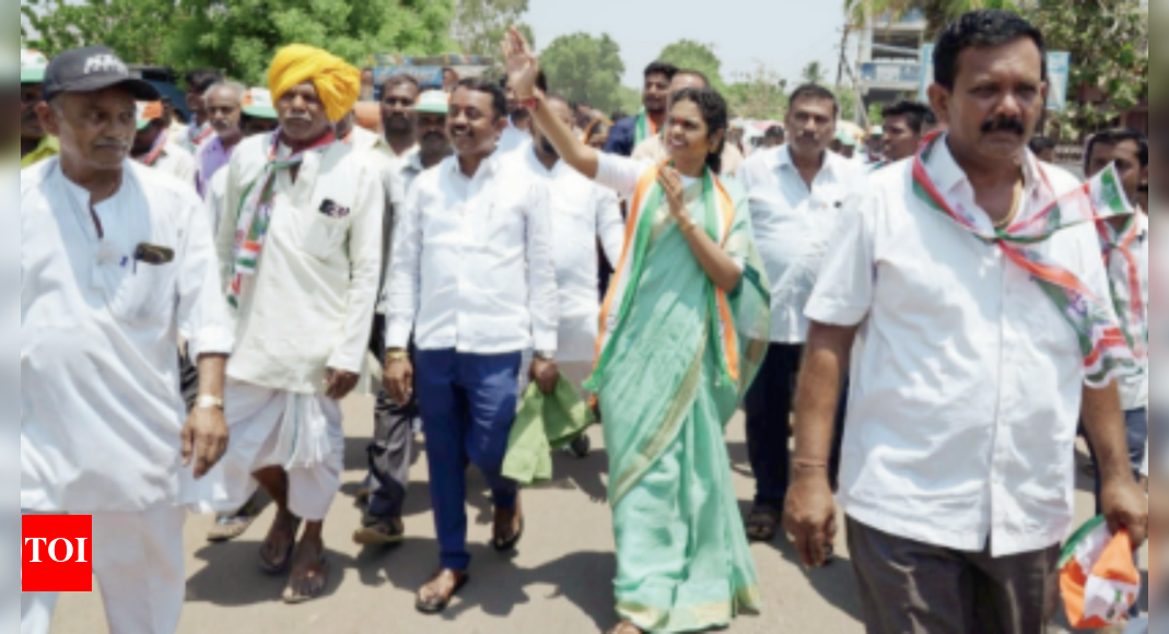 In broiling Bagalkot, Samyukta carries Congress hope | Bengaluru News - Vimarsana News