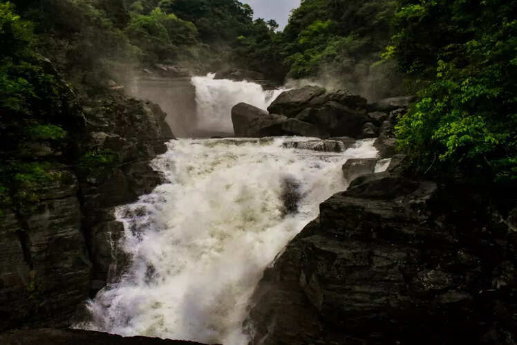 Kynrem Falls, Meghalaya