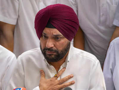 'Not joining any political party': Arvinder Singh Lovely after resigning as Delhi Congress chief