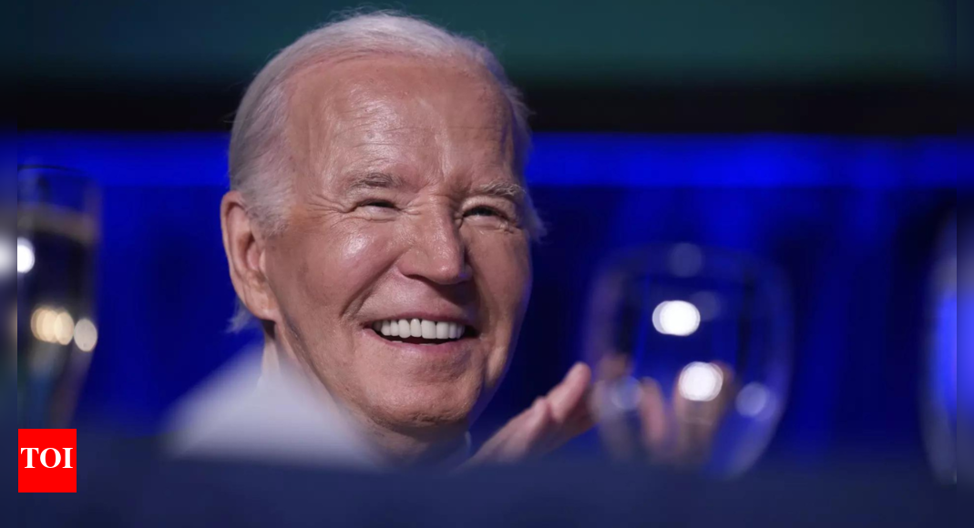 Have you heard the one about Trump? Biden tries humor on the campaign trail - Vimarsana News