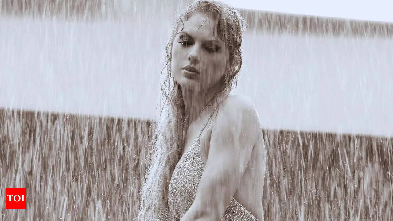 Taylor Swift claims no. 1 spot with 'The Tortured Poets Department' on  Billboard 200 | English Movie News - Times of India