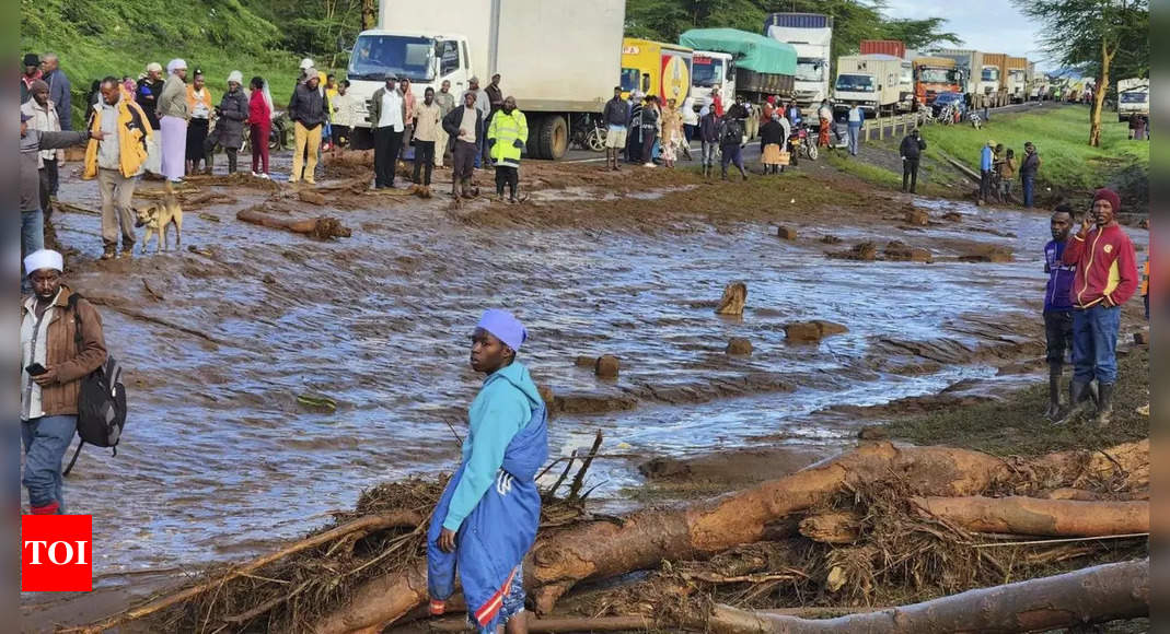 At least 40 people die in western Kenya after a dam collapses – Times of India