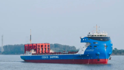 World's largest electric container ship Greenwater 01 sets sail between Chinese cities