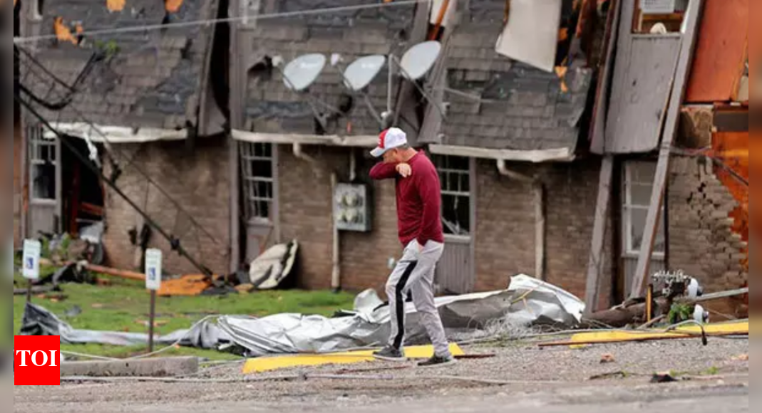 US: Deadly tornadoes rip through Oklahoma leaving four dead; threat ...
