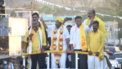 Nandamuri Balakrishna bats for Daggumalla Prasad Rao at Chittoor ...