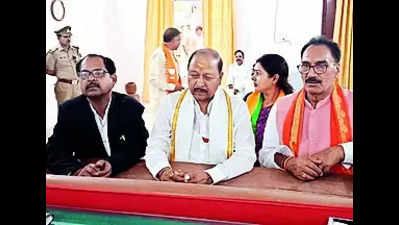 BJP’s Jaunpur, Machhlishahr candidates file nominations