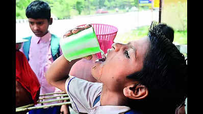 IMD issues yellow alert for heatwave in a few dists