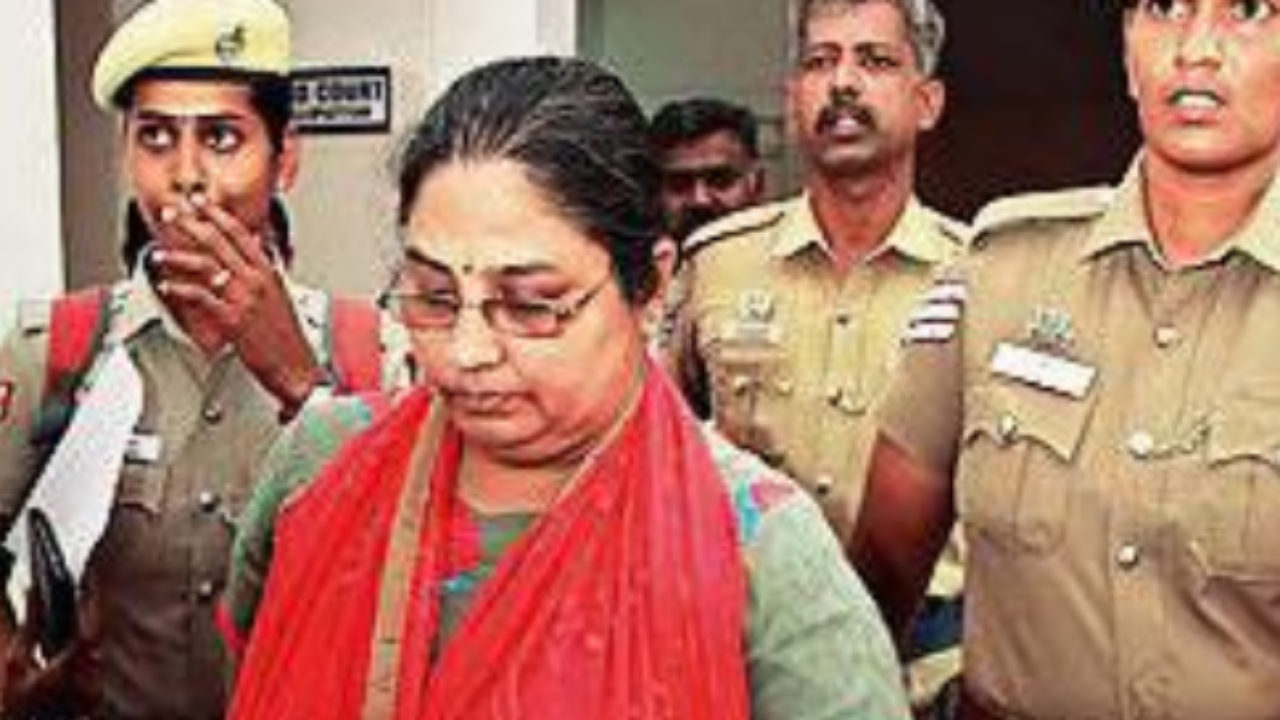 Convicted: Former professor Nirmala Devi guilty of luring Tamil Nadu  college students into sex | Madurai News - Times of India