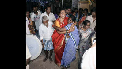 Andhra Pradesh: Tourism minister R.K. Roja pins hopes on Rs 1500 crore welfare delivery to secure her hat-trick victory at Nagari