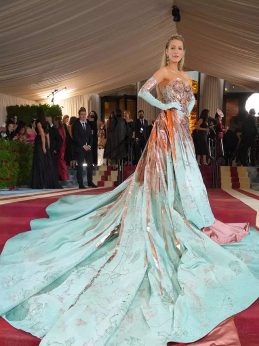 The 9 Most Iconic Dresses in the History of Met Gala | Zoom TV