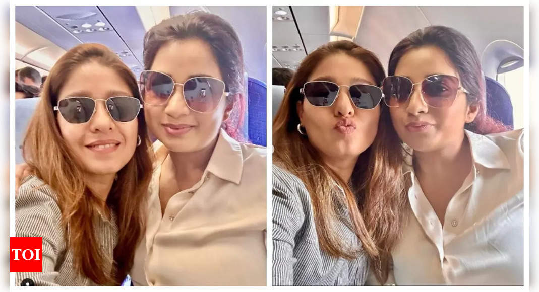 Shreya Ghoshal and Sunidhi Chauhan ‘break the internet’ with their stunning selfies; fans compare them to Asha Bhosle and Lata Mangeshkar | – Times of India