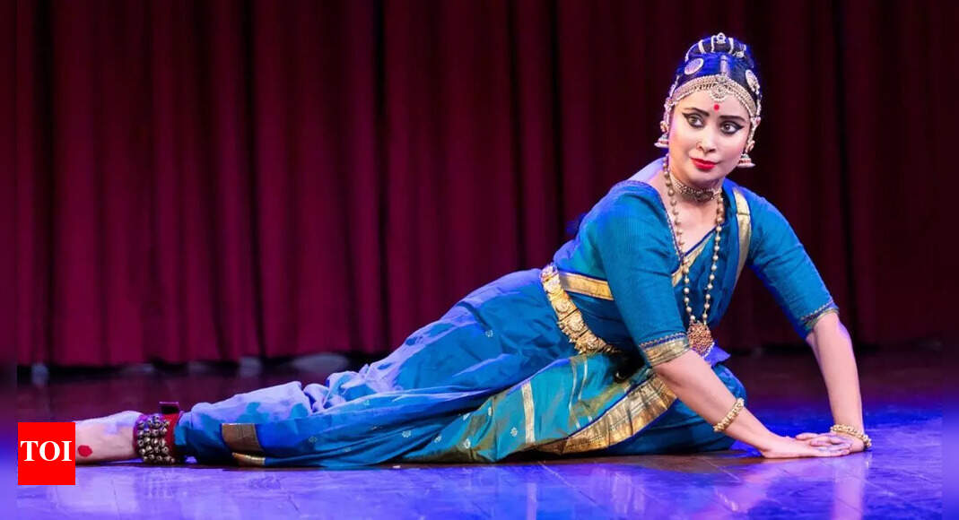 Classical dancers celebrate #WorldDanceDay in Delhi - Vimarsana News