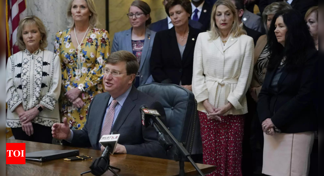 Mississippi lawmakers quietly kill bills to restrict legal recognition of transgender people – Times of India