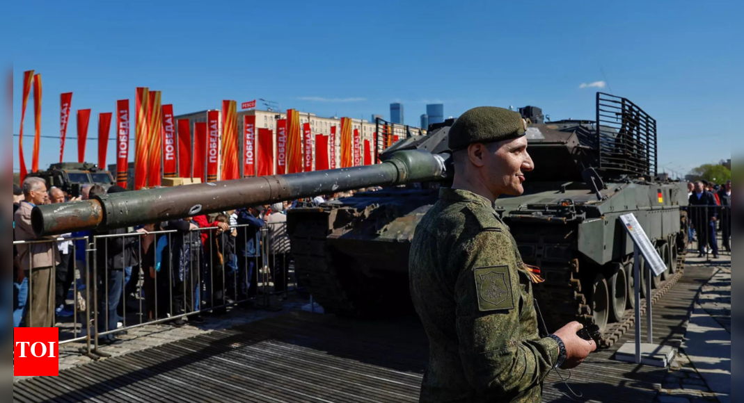 Russia to display captured US-made Abrams tank as a trophy in Moscow ...