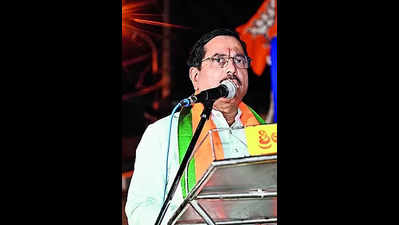 Cong afraid of naming Rahul as PM candidate, says Joshi