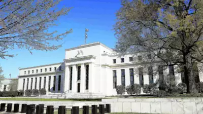 US Fed holds rates with eye on inflation