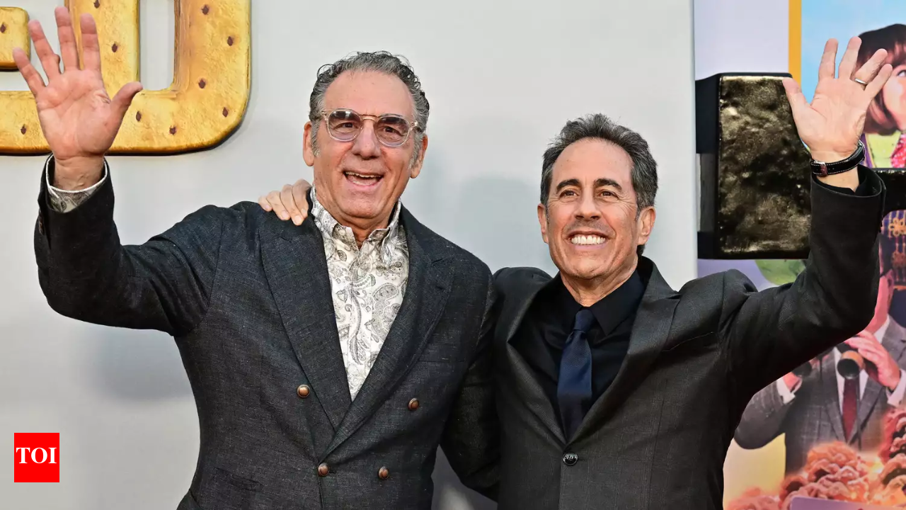 26 years after the Seinfeld Finale, Jerry Seinfeld and Kramer Actor Michael  Richards have a rare reunion | - Times of India