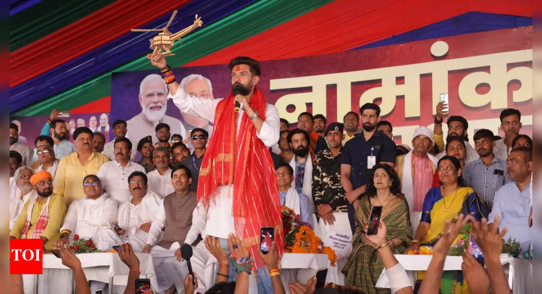 Finally, Chirag files nominations from Hajipur, vows to serve like a 'son' - Vimarsana News