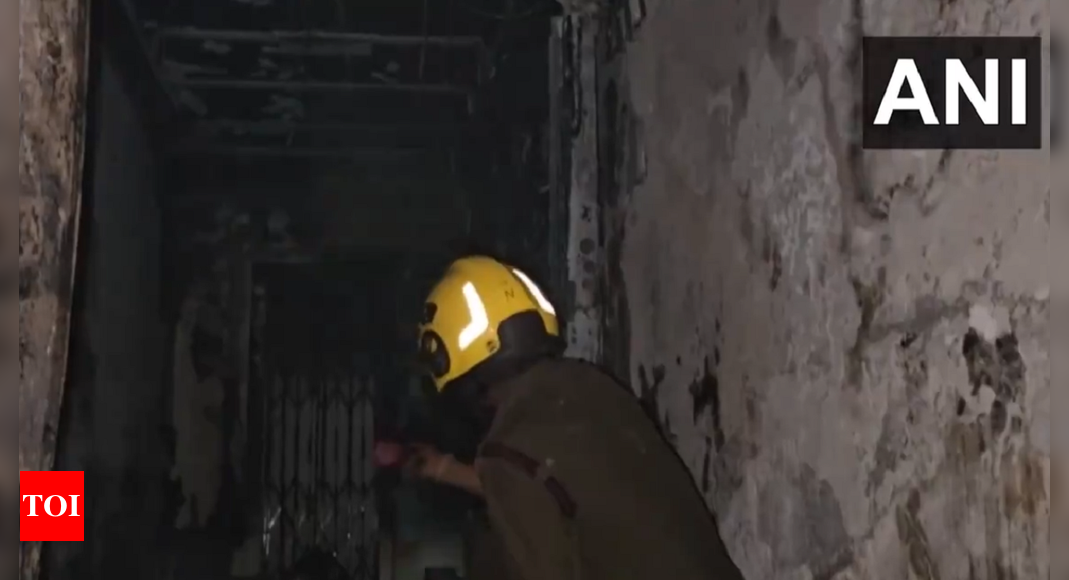 Two injured as fire breaks out in Hyderabad hotel