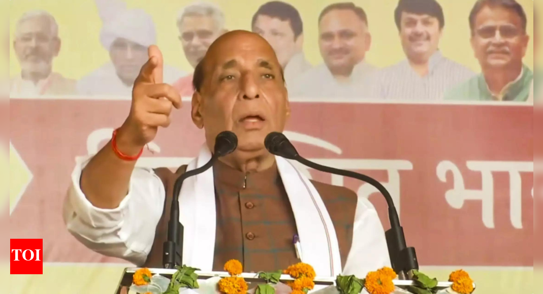 Those who run away from battle want to lead country: Rajnath Singh's swipe at Rahul Gandhi | India News - Vimarsana News
