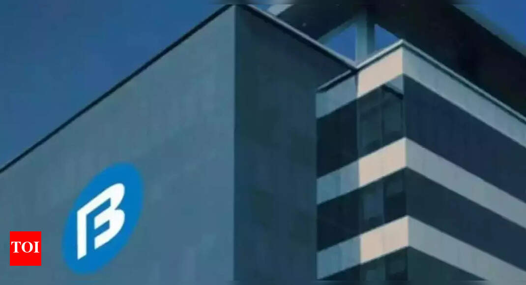 Bajaj Finance shares trim early gains; end nearly 1% up - Vimarsana News
