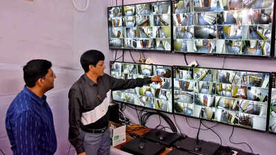 CCTVs in 6 TN strongrooms housing EVMs malfunction